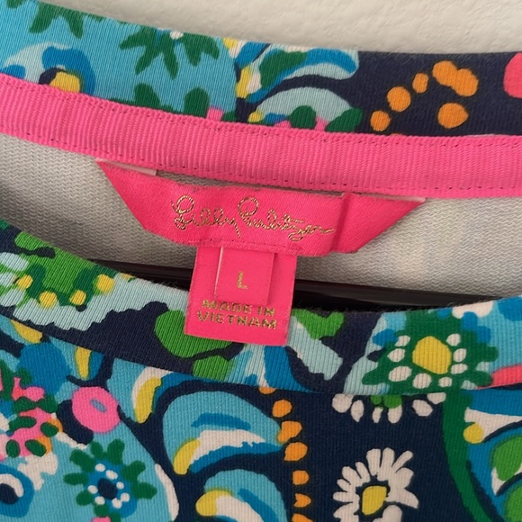 Lilly Blouse - Picture 2 of 2